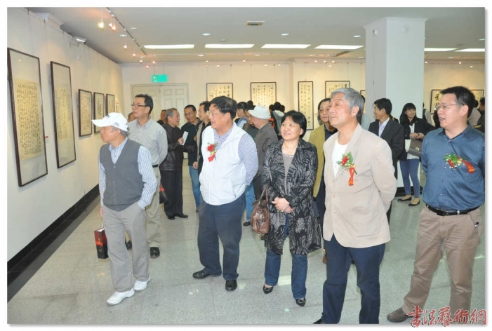湖北实力中年书法家作品展览拍卖会在武汉开幕