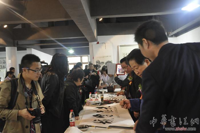 点击浏览下一页