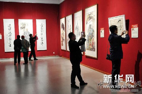 （新华网）（2）“相约文博会——2013最受山东市场欢迎与关注的中国画名家年度人物颁奖盛典”在济南举行并展出精品
