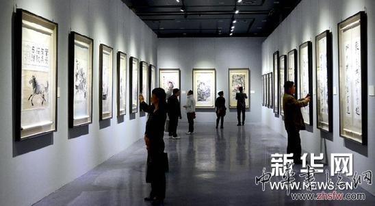 （新华网）（1）小长假享文化大餐