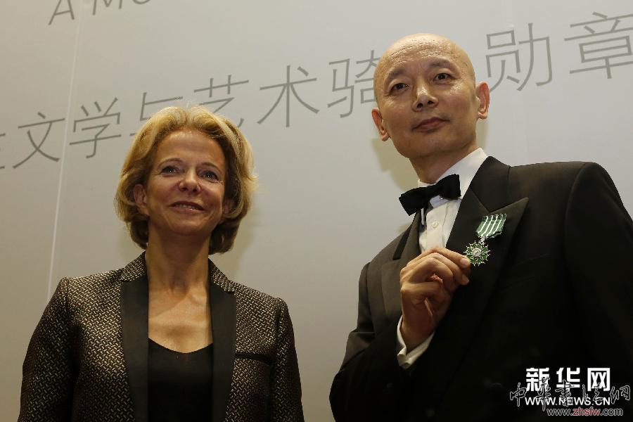 （文化）（1）葛优被授予法国文学艺术骑士勋章
