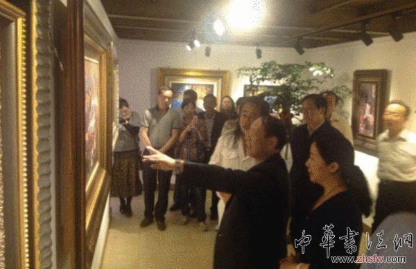 曹勇国际艺术馆在信阳开馆