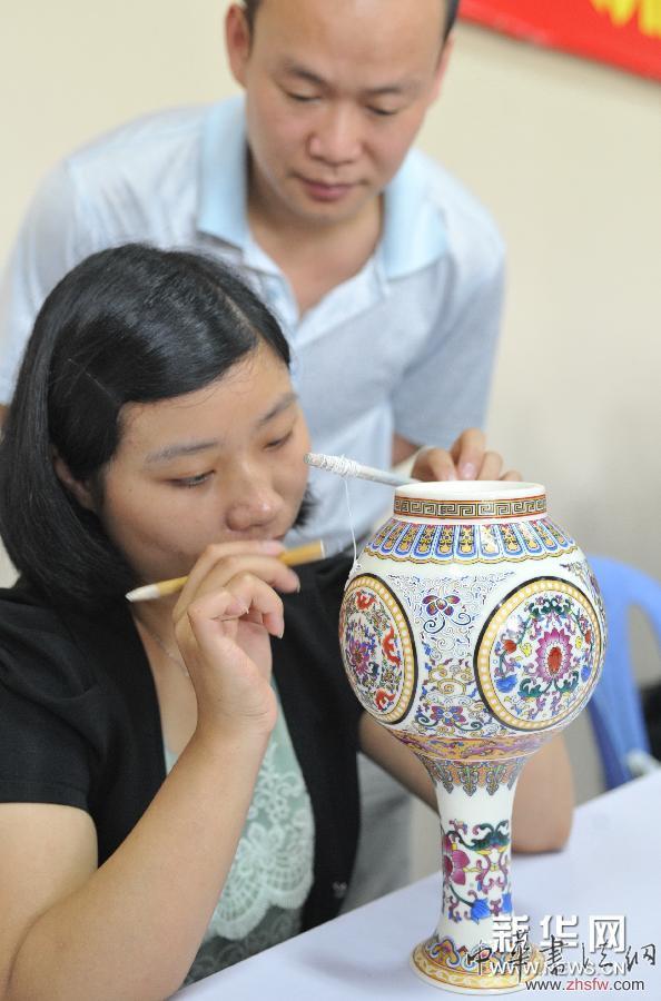 （社会）（1）福建举行闽台残障人士职业技能技艺展示交流