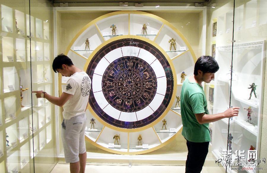 #（晚报）（2）“黄金圣斗士”亮相南京