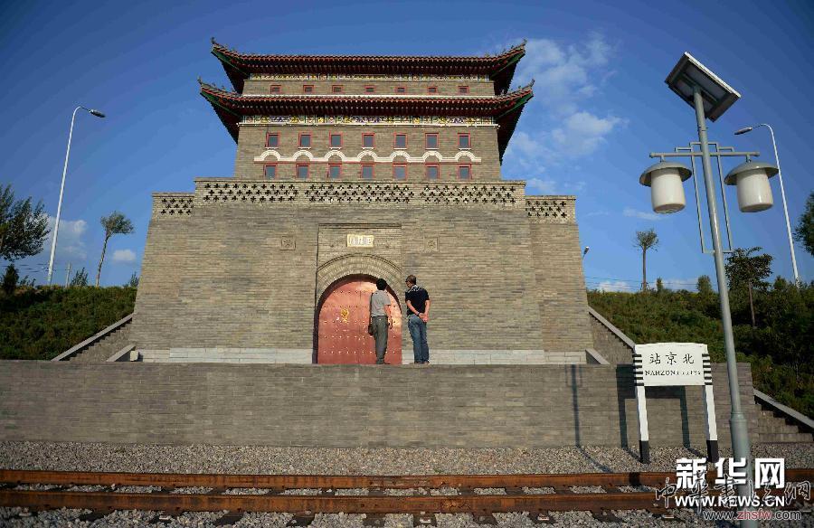 （晚报）（2）微缩景观重现“京张铁路”风貌