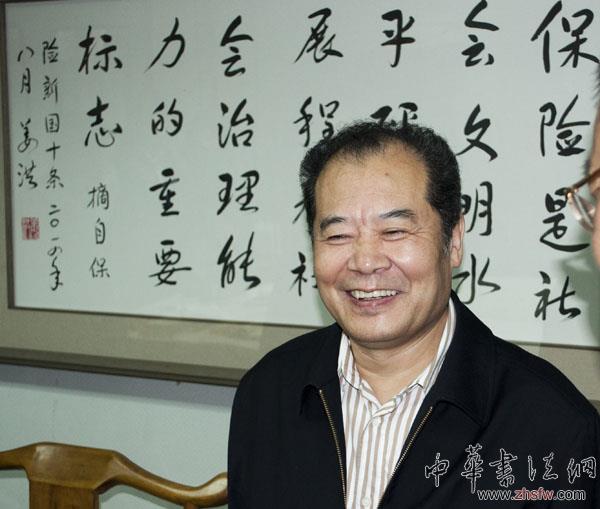 经济学家姜洪成书坛“新兵”：我完全拒绝官员型书法家