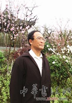 中国书画名家谢秉初艺术人生访谈录