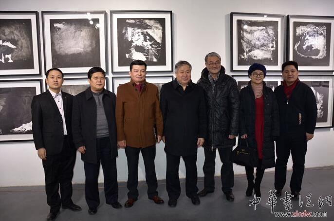 李庚墨道画展亮相798太和艺术空间
