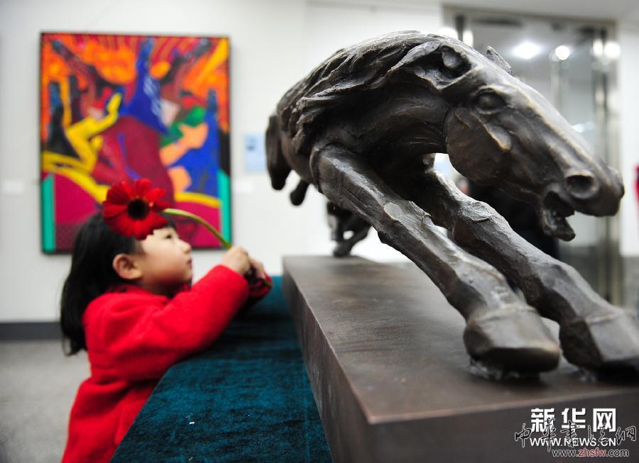 （晚报）（1）《侨情心画·翰墨草原》美术作品展在内蒙古开展