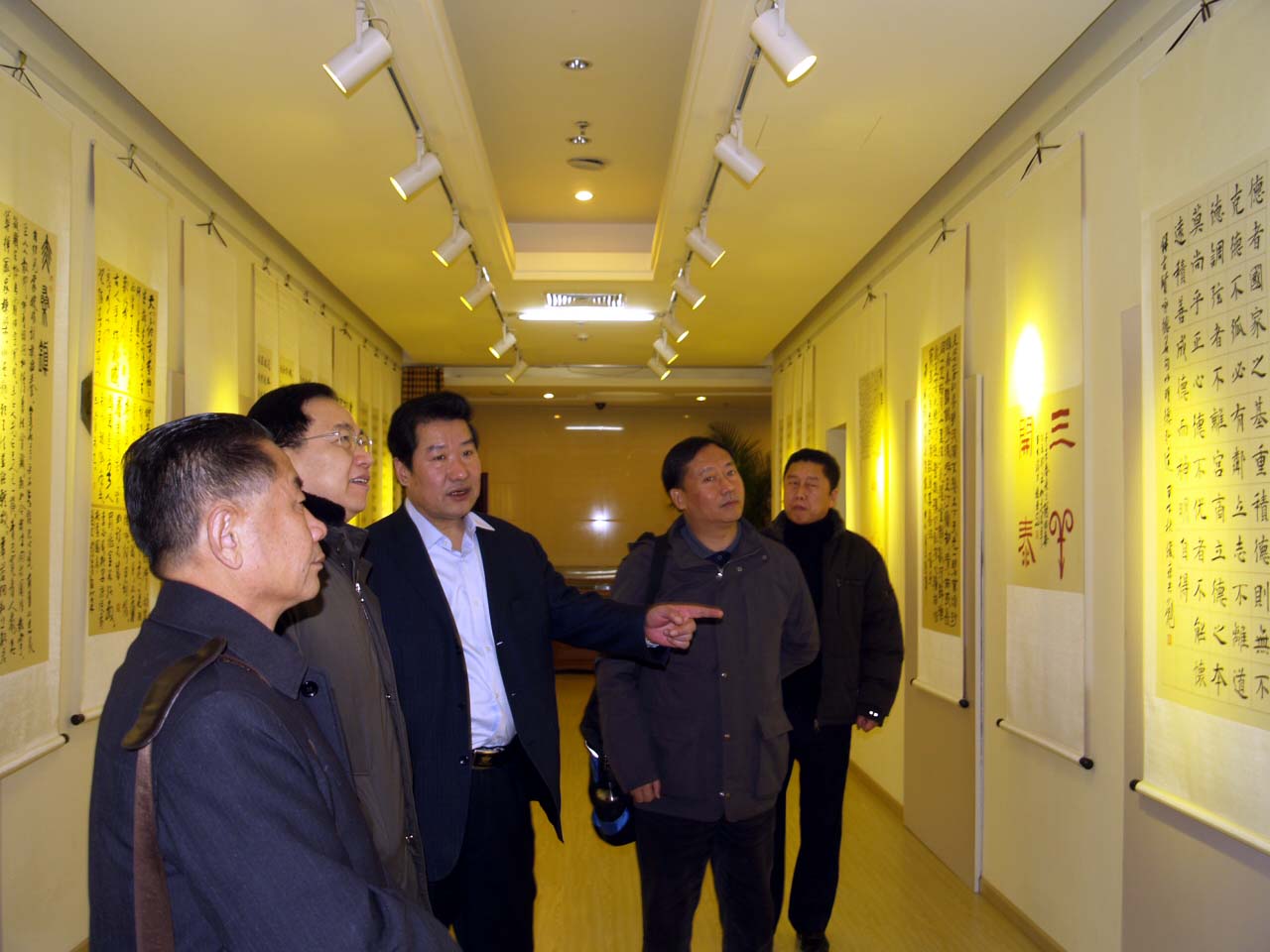“抛砖引玉”刘俊京书法求正展在京举行