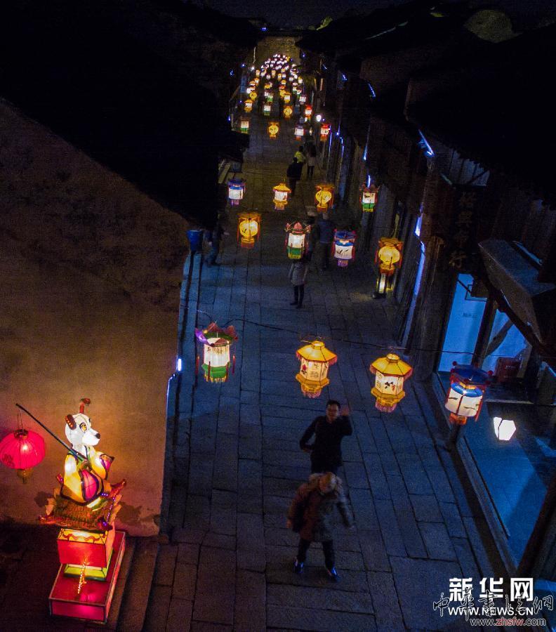 （文化）（5）千年古镇“水灯会” 传统花灯迎新春