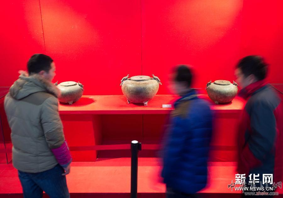 江苏举办东阳出土文物展 组图