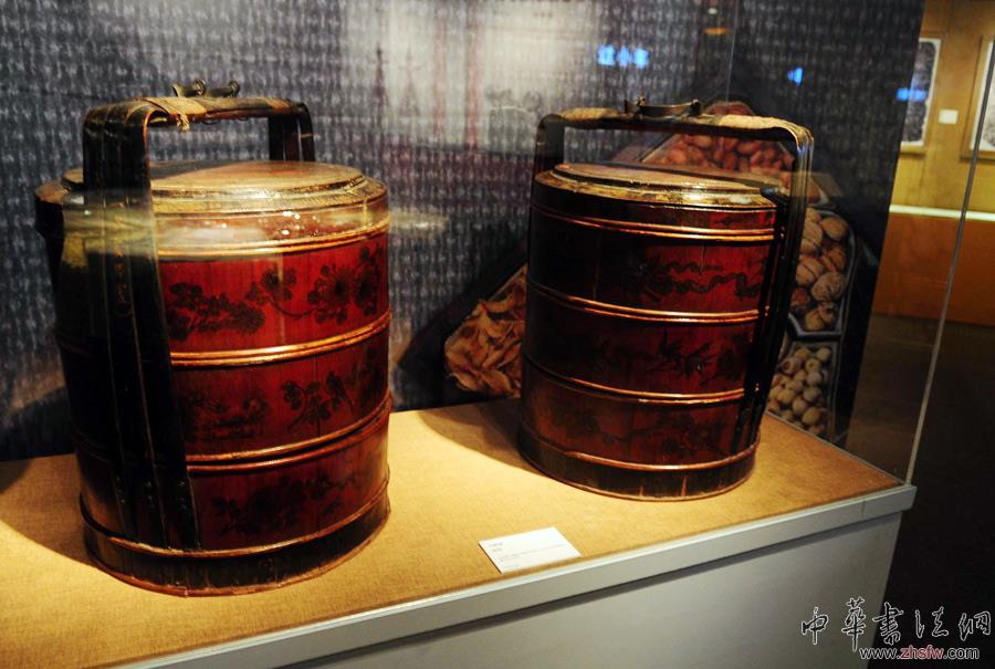 首都博物馆举办的“金蛇舞春风”展览