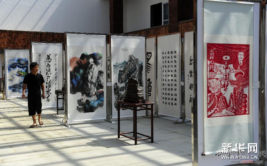 （晚报）（3）南水北调印象书画摄影奇石展开展