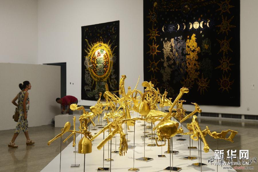 杭州国际纤维艺术三年展开幕 图