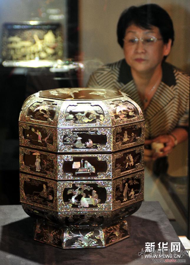 台北举行精品螺钿漆器展 图