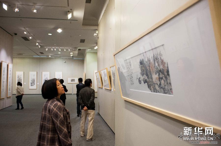（晚报）（1）“文心诗境·张继刚诗书画”博物馆系列巡展在海口开展