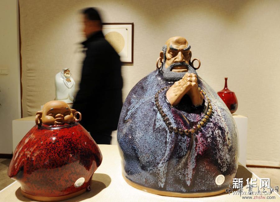 （文化）（1）佛教主题陶瓷作品亮相郑州