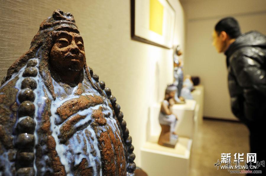 （文化）（2）佛教主题陶瓷作品亮相郑州