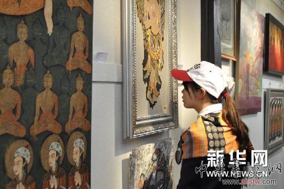 （新华网）（2）西藏本土艺术家展出精品画作