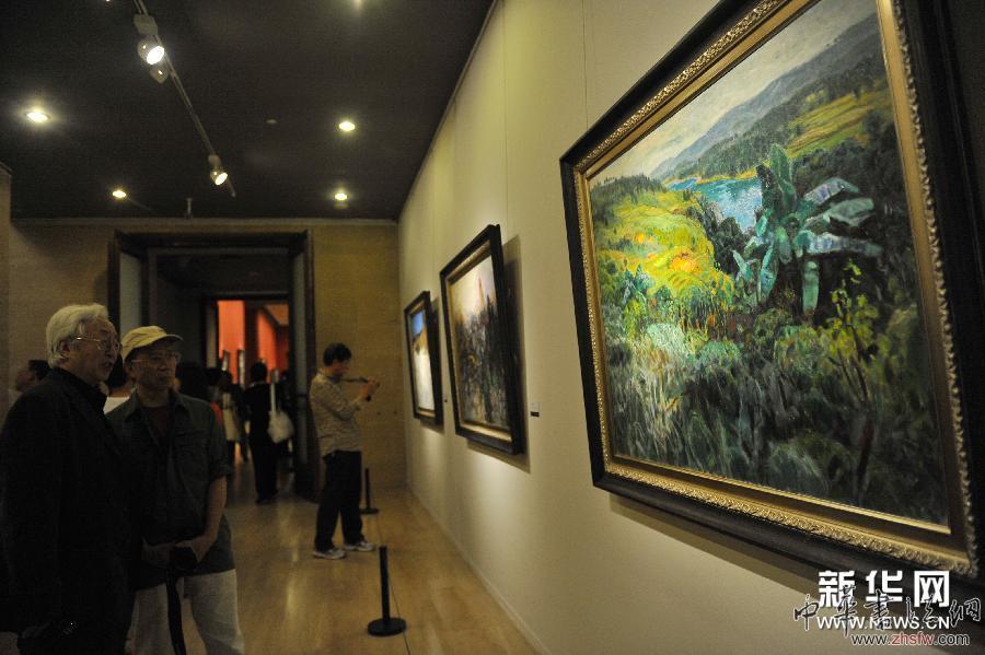 （晚报）（1）情凝厚土——曹新林油画展在京开幕