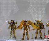 “黄金圣斗士”亮相南京点燃曾经的记忆 组图